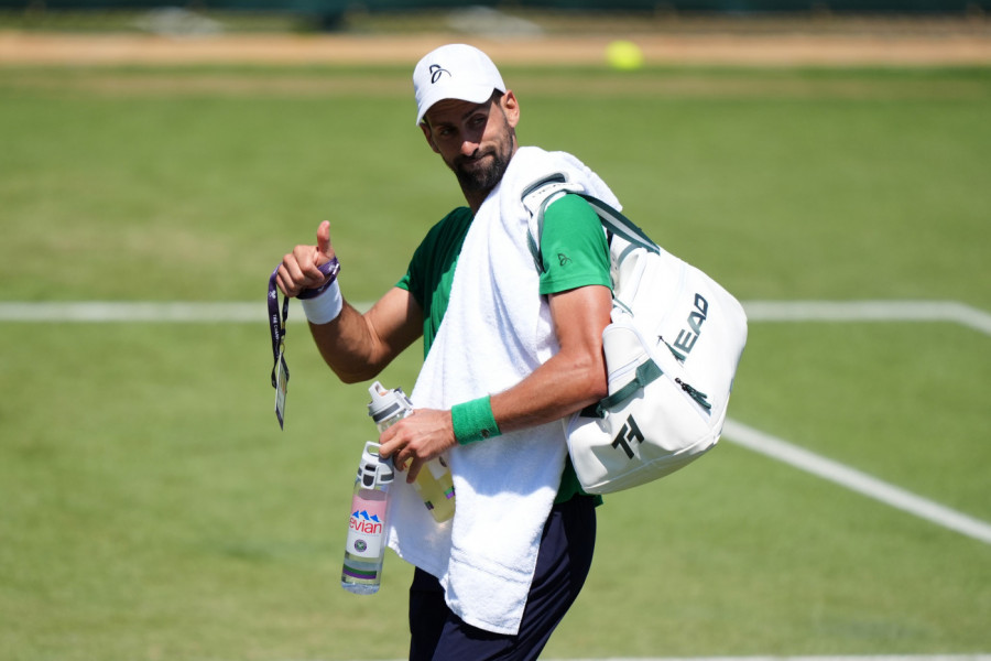 NOVAK ĐOKOVIĆ U BORBI ZA FINALE: Srbin i Siner IZAŠLI na teren!