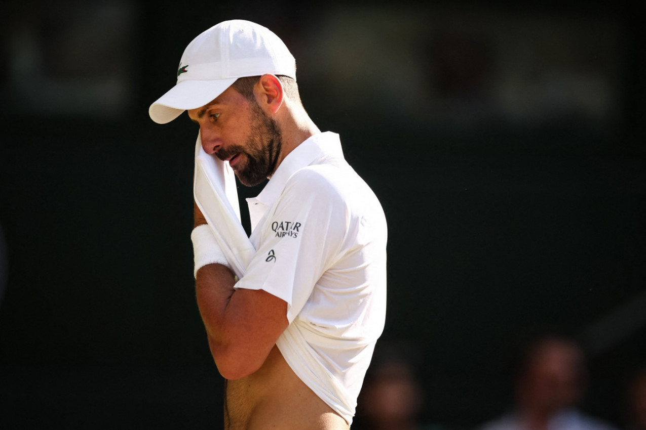 NOVAK SE BORIO, ALI NIJE BILO DOVOLJNO! Siner eliminisao Đokovića, ništa od finala Vimbldona za Srbina!
