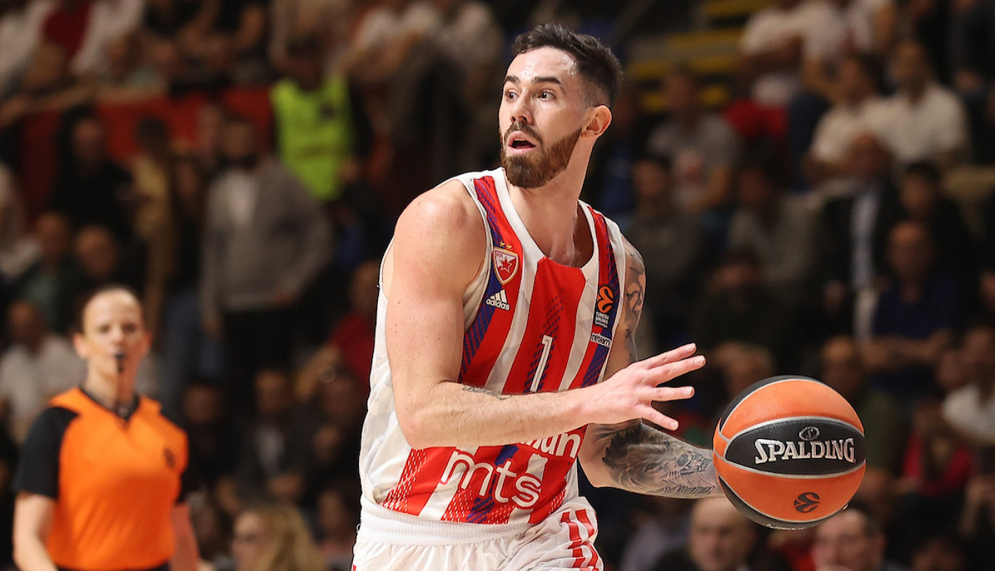 LUKA VILDOZA SE KRSTIO U HRAMU SVETOG SAVE: Uz njega i verenica, jedna od najlepših srpskih odbojkašica! (FOTO)