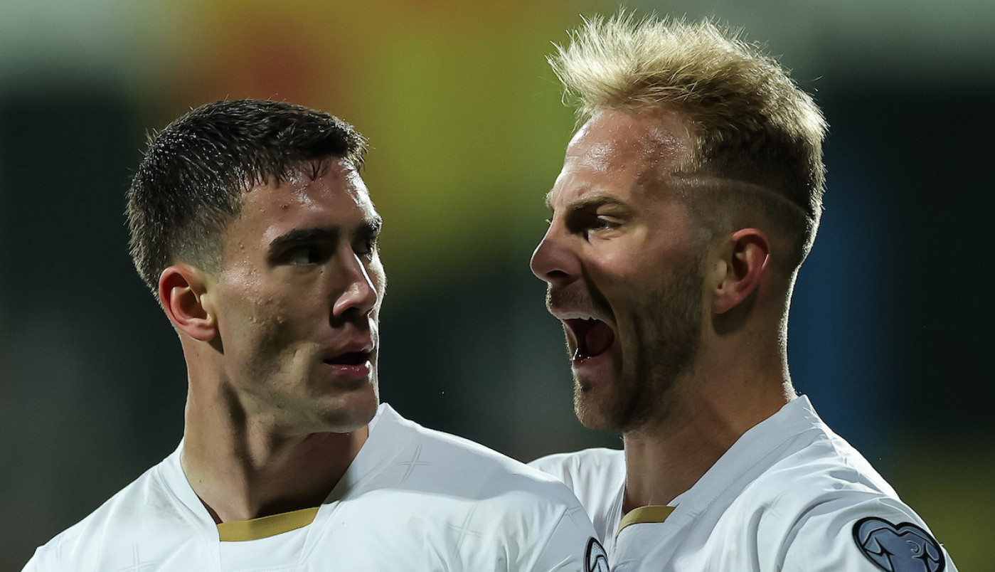 SADA JE SVE ZAVRŠENO: Srpski reprezentativac predstavljen u novom klubu!
