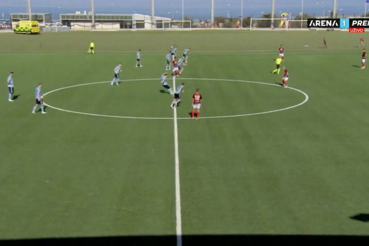 NEVEROVATAN POTEZ POTENCIJALNOG RIVALA ZVEZDE ŠOKIRAO SVET: Pitanje je šta su uopšte pokušali?! (VIDEO)
