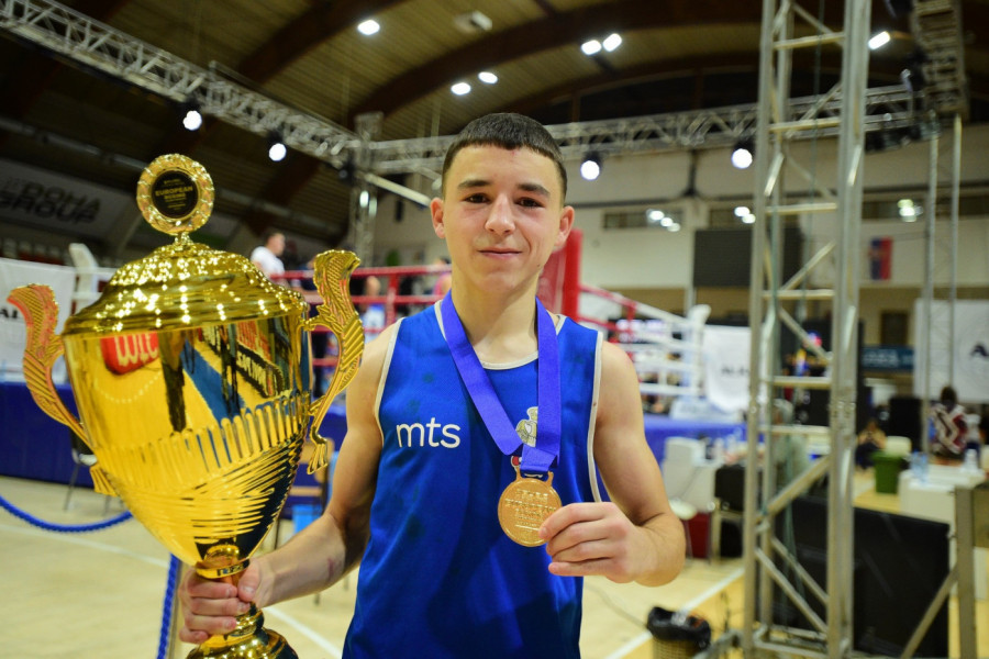 POPOVIĆ NA JUNIORSKOM TRONU EVROPE: Sanjao sam ovo zlato!