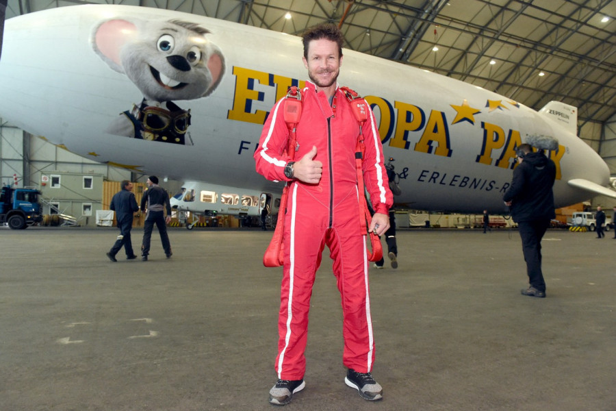 POTRESNO! Isplivala fotografija Feliksa Baumgartnera posle jezivog pada?