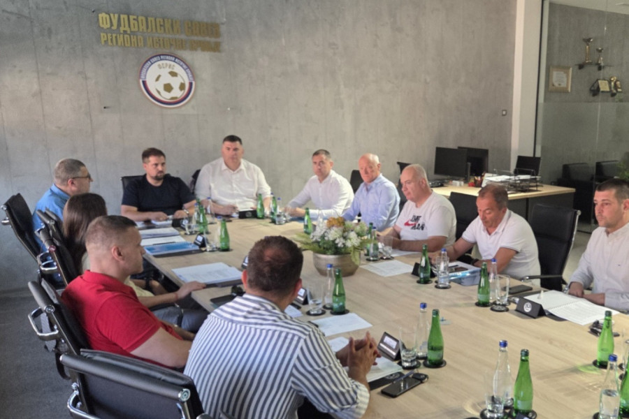 FSRIS DONEO KLJUČNE ODLUKE: Licenciranje klubova, nova sudijska komisija i početak reformi!
