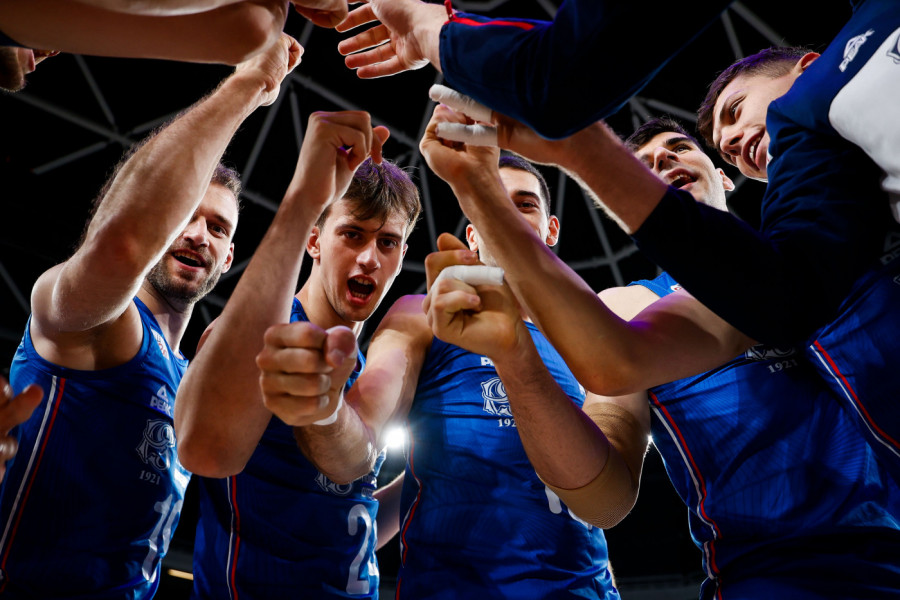 OD OČAJA DO SJAJA! Odbojkaši Srbije pobedili Kanadu i opstali u Ligi nacija!