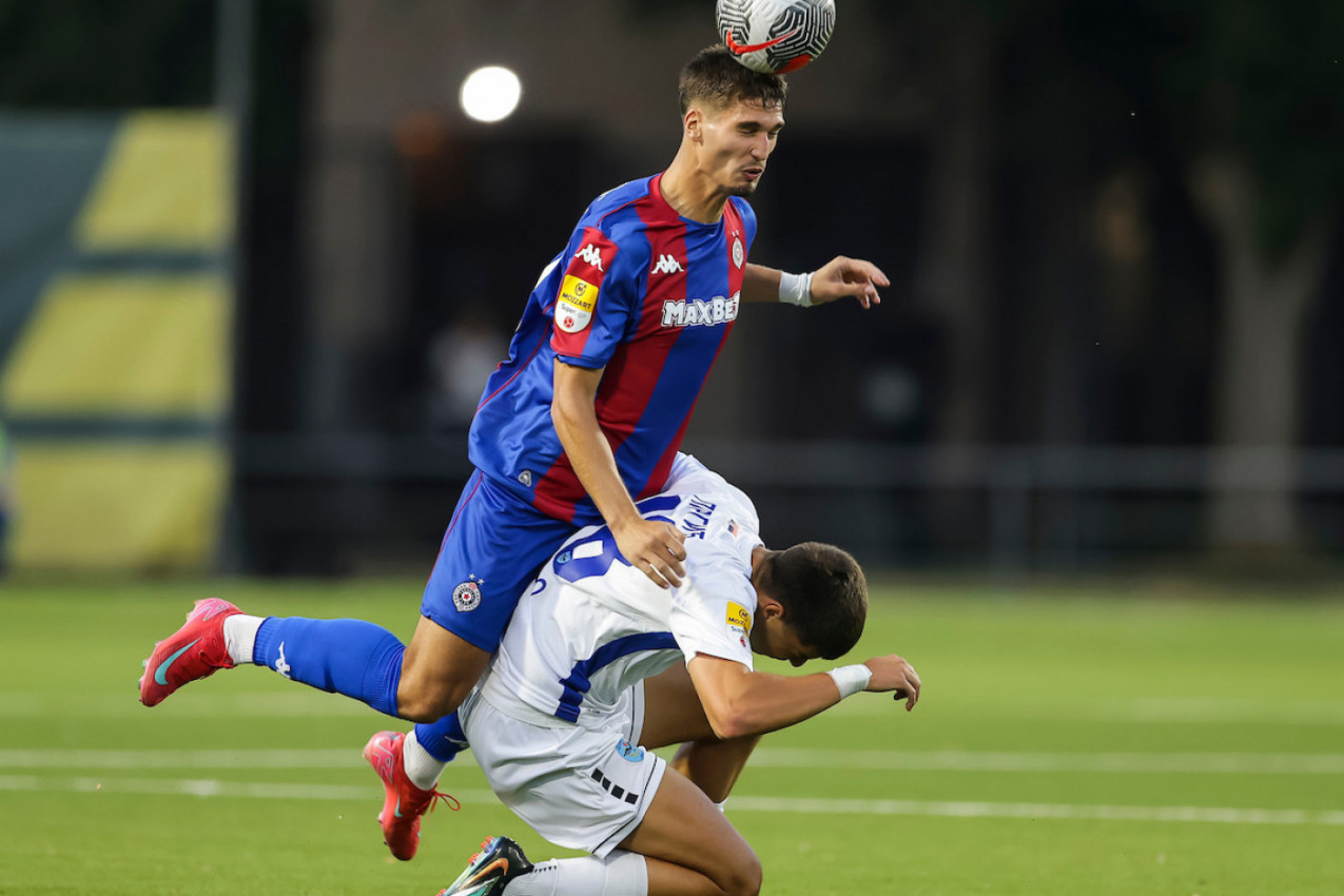 TEŠKO, TEŽE, PARTIZAN: Kostić spasao crno-bele!