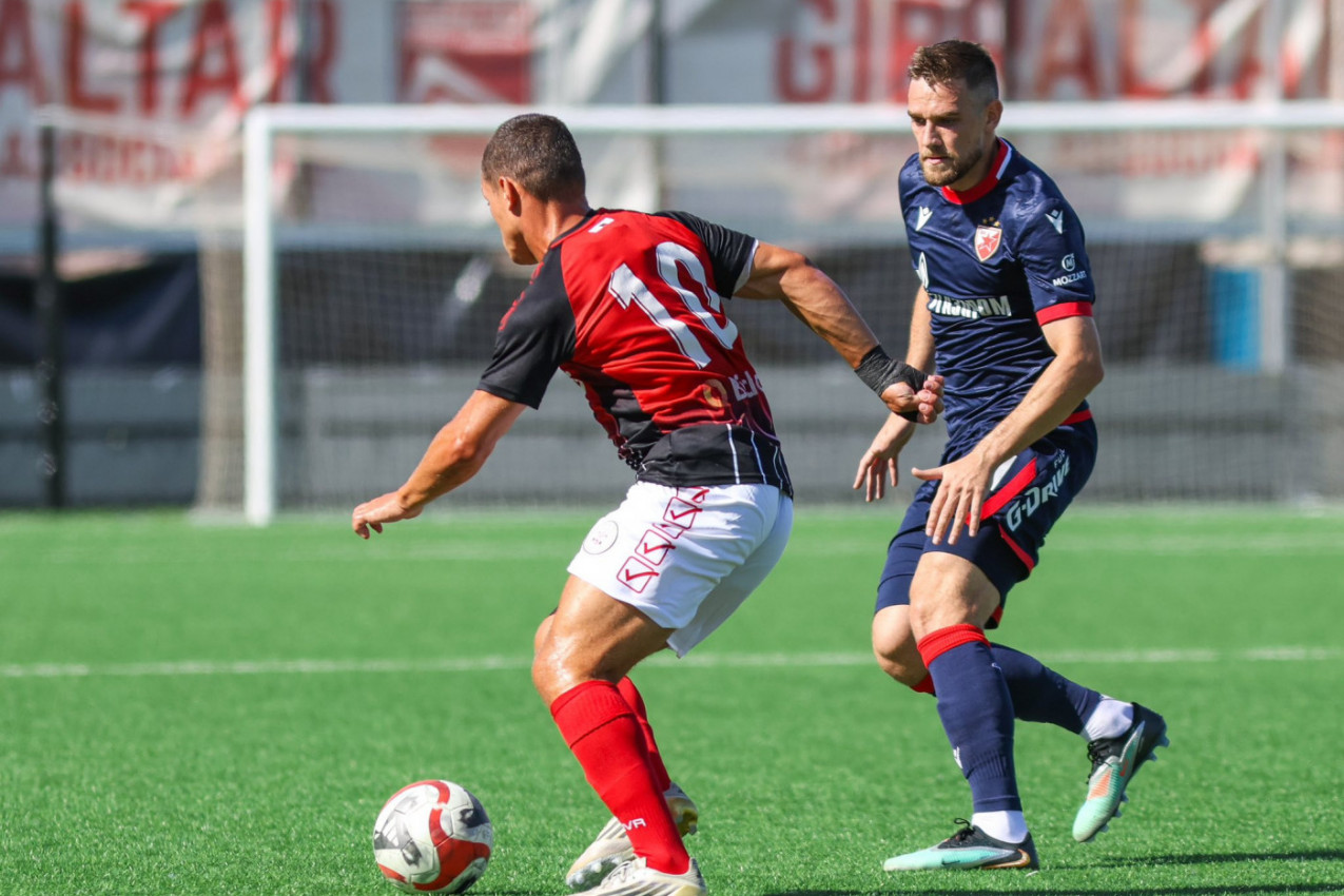 PA OVO JE URNEBESNO: Pogledajte kako se zove teren na kojem se Linkoln sprema za Zvezdu! Ne nije ono na šta ste prvo pomislili PA OVO JE URNEBESNO: Pogledajte kako se zove teren na kojem se Linkoln sprema za Zvezdu! Ne nije ono na šta ste prvo pomislili