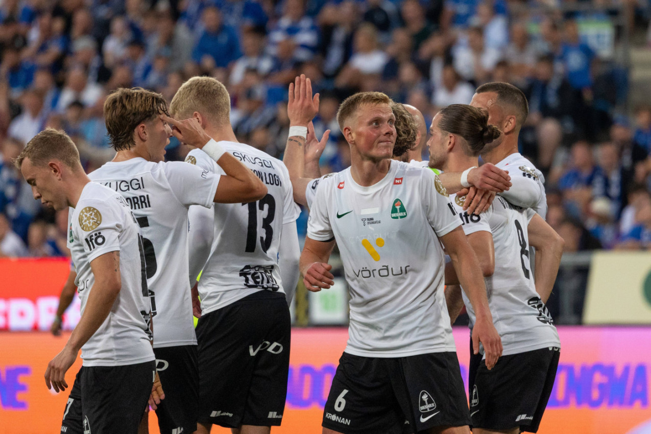 LEKCIJA POLJAKA I UPOZORENJE ZVEZDI! Leh igra VRHUNSKI, gubio 2:0, pa ubacio ČETIRI KOMADA za 25 minuta! LEKCIJA POLJAKA I UPOZORENJE ZVEZDI! Leh igra VRHUNSKI, gubio 2:0, pa ubacio ČETIRI KOMADA za 25 minuta!