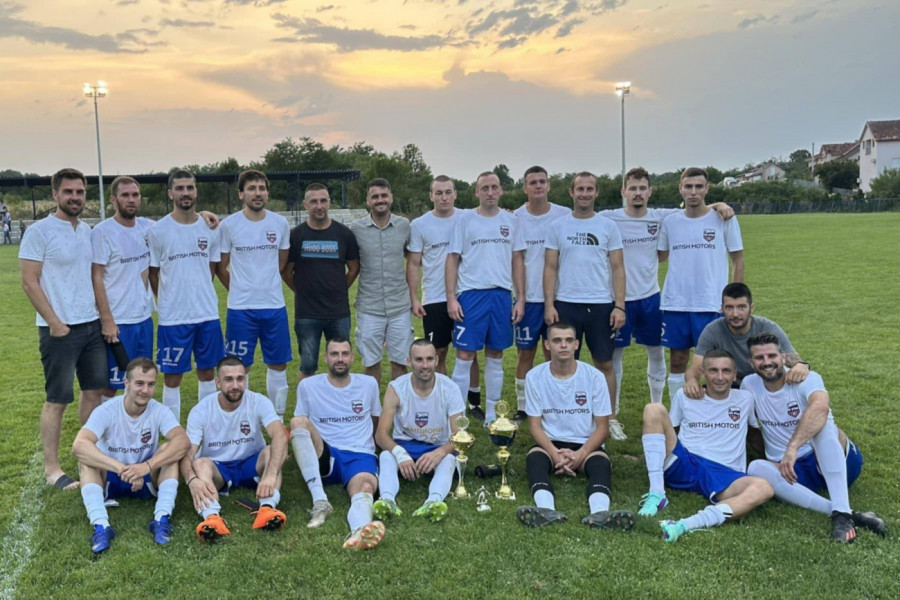 MINIMALNE IZMENE ZA NOVU SEZONU: Već je osvojen i prvi trofej!