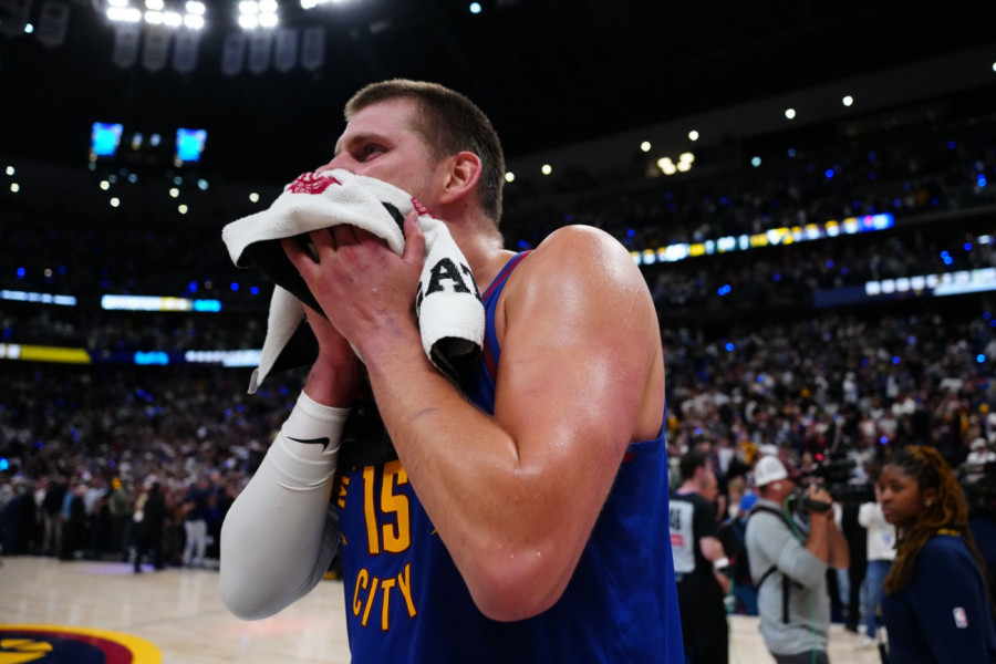 HITNO SE OGLASIO DENVER NAKON JOKIĆEVIH SUZA: Evo šta su poručili navijačima... (VIDEO)