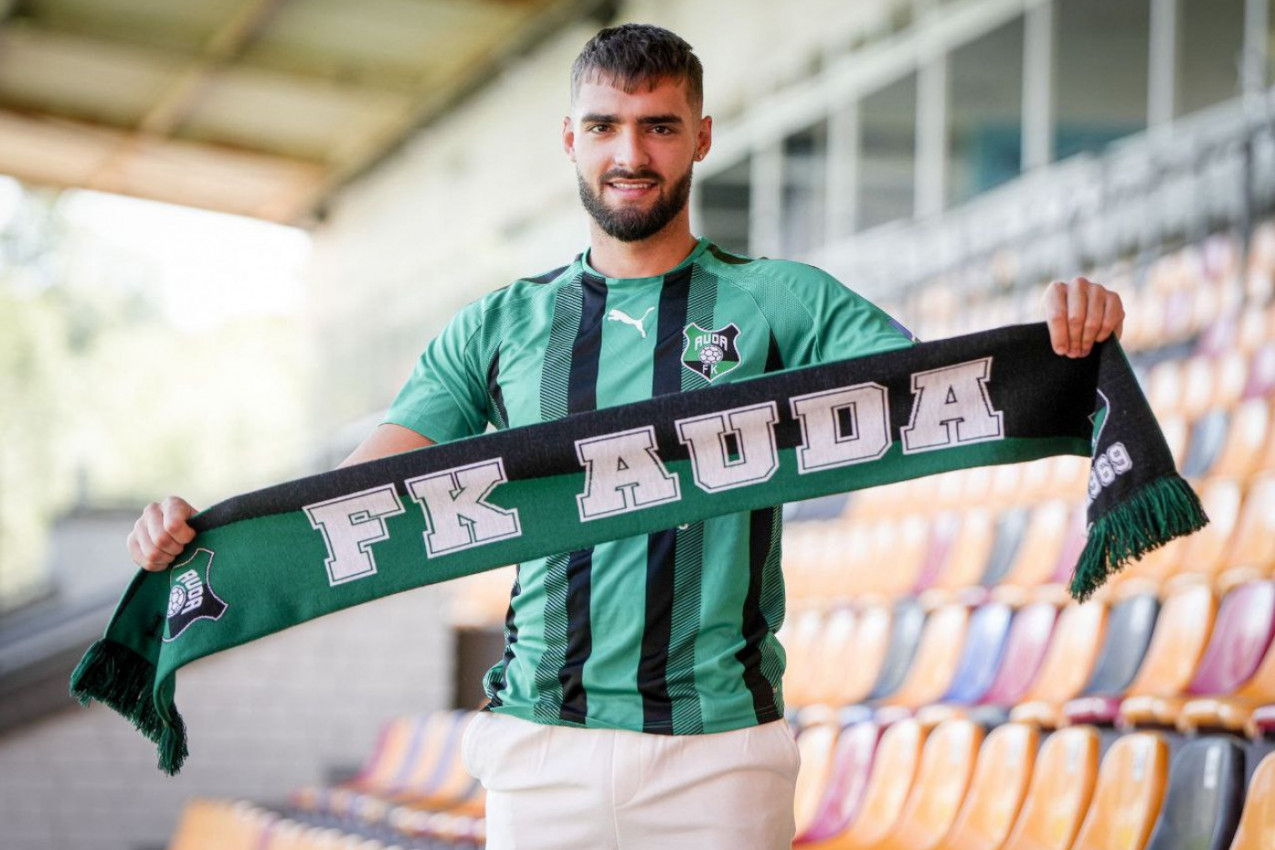 ZA SPORTISSIMO IZ RIGE: Sa Marakane na Baltik - srpski centarfor krenuo u osvajanje Rige! (FOTO GALERIJA, VIDEO) ZA SPORTISSIMO IZ RIGE: Sa Marakane na Baltik - srpski centarfor krenuo u osvajanje Rige! (FOTO GALERIJA, VIDEO)