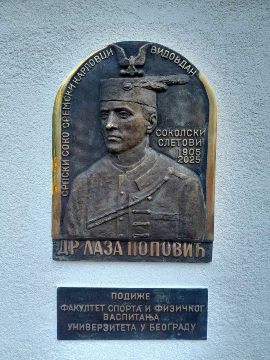 Spomen ploča je otkrivena u Sremskim Karlovcima