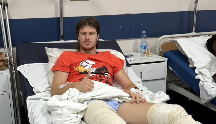 DRUGI PUT JE POKIDAO LIGAMENTE, ALI NE ODUSTAJE: Željin klinac uspešno operisan, čekaju ga veliki izazovi! (FOTO)