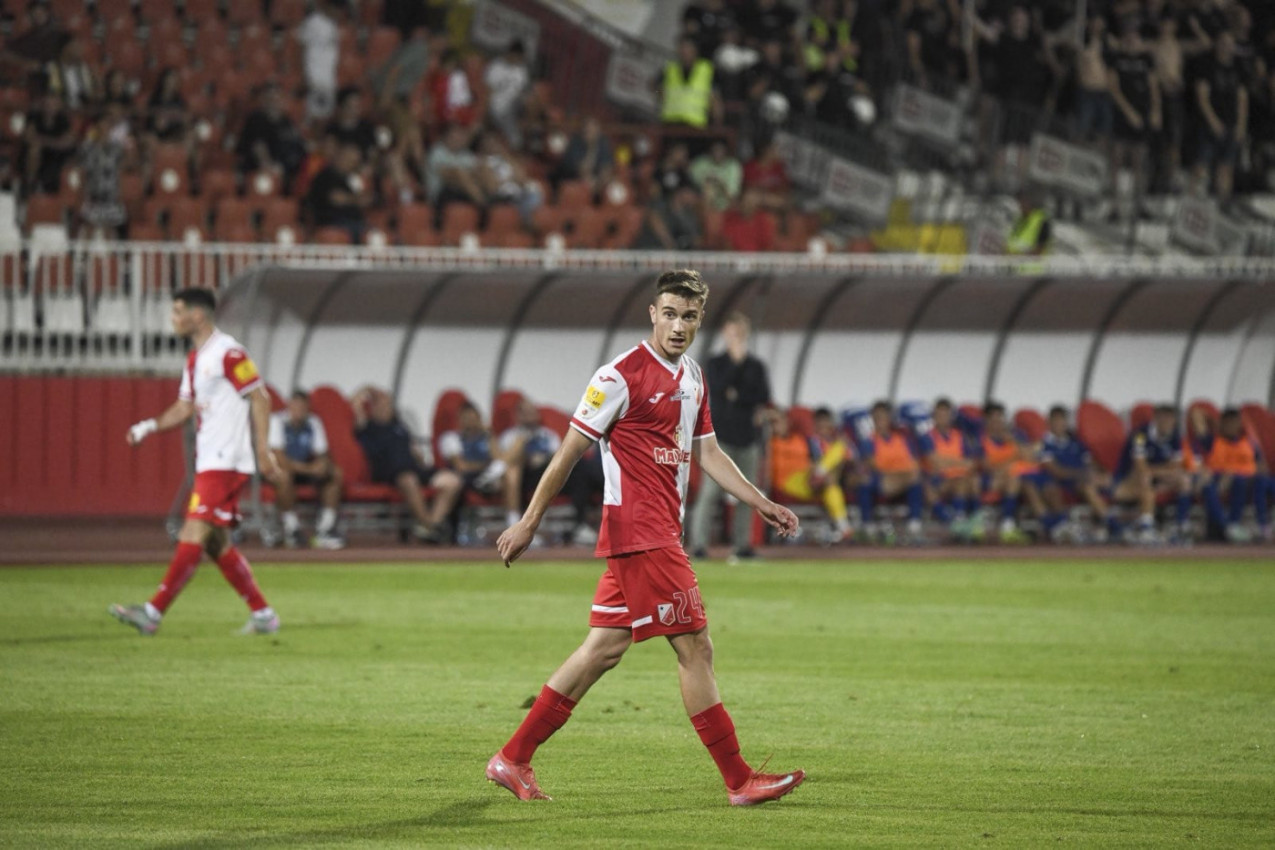 FUDBALER VOJVODINE BESAN ZBOG ZVEZDE: To je loše, igrali bismo na krilima prethodnih pobeda FUDBALER VOJVODINE BESAN ZBOG ZVEZDE: To je loše, igrali bismo na krilima prethodnih pobeda