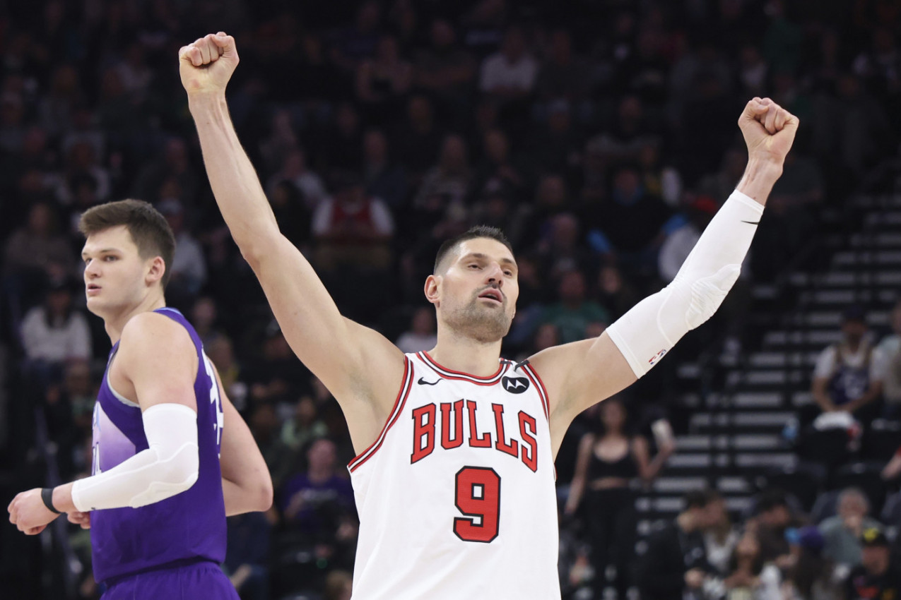 MNOGO TOGA SADA JE JASNIJE: Evo šta je Vučeviću izrekao Jokić pred start Evrobasketa! MNOGO TOGA SADA JE JASNIJE: Evo šta je Vučeviću izrekao Jokić pred start Evrobasketa!