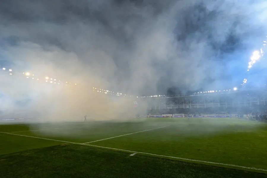 VELIKA SRAMOTA: Navijači lomili stadion posle poraza, pa napravili OGROMNU ŠTETU! (FOTO)