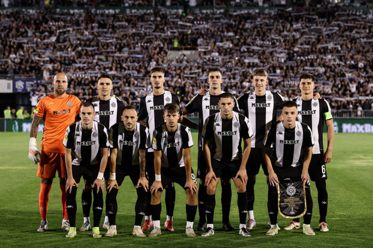 PRED DVOMEČ SA ŠKOTIMA: Grobari se i dalje sećaju duela sa Seltikom - Ostrvo je za njih obećana zemlja! (VIDEO) PRED DVOMEČ SA ŠKOTIMA: Grobari se i dalje sećaju duela sa Seltikom - Ostrvo je za njih obećana zemlja! (VIDEO)