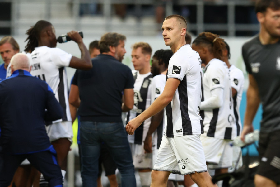 SRPSKI REPREZENTATIVAC POSTIGAO GOL, PA DOBIO CRVENI KARTON! (VIDEO)