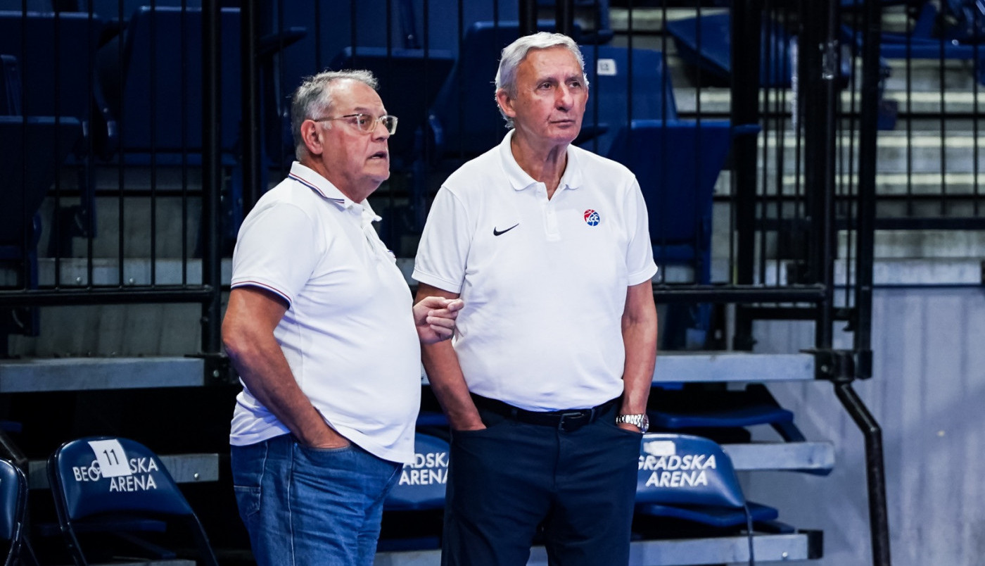 "ORLOVE"  BODRIO I NEBOJŠA ĆOVIĆ: Srbija ubedljivo slavila, u hali bilo još poznatih lica! (FOTO)