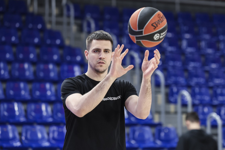"SAMO DOBRA ODBRANA OSVAJA PRVENSTVO" Vanja Marinković otkrio SLABU TAČKU orlova, na OVOME mora još mnogo da se radi! (VIDEO)