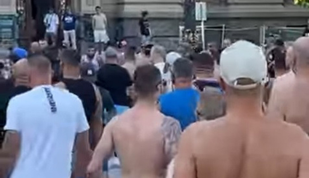 EKSKLUZIVNO - HAOS U BEOGRADU PRED MEČ ZVEZDE I LEHA: Sukob Poljaka sa srpskom policijom! (VIDEO)