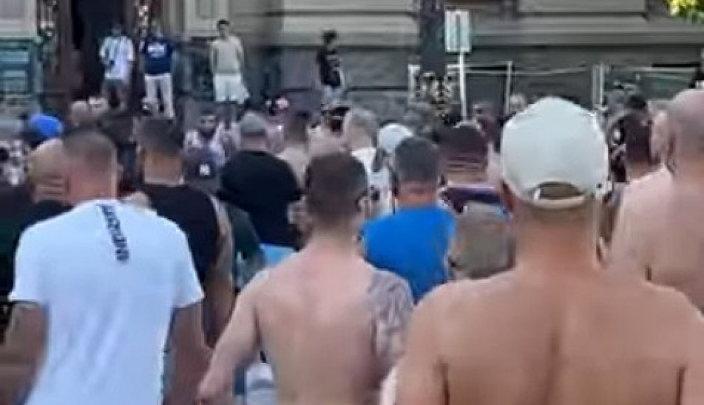 EKSKLUZIVNO - HAOS U BEOGRADU PRED MEČ ZVEZDE I LEHA: Sukob Poljaka sa srpskom policijom! (VIDEO)