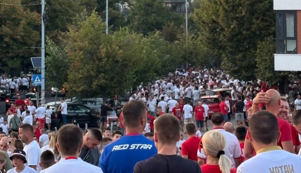 OVO DUGO NIJE VIĐENO ISPRED MARAKANE: Reke delija se slivaju prema stadionu, kolone su nepregledne (VIDEO)