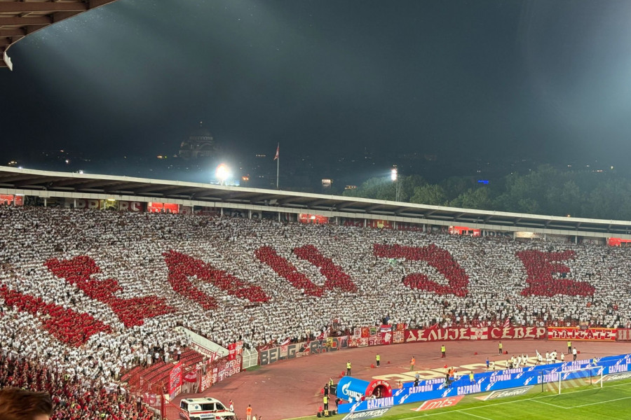 NOVA MOĆNA KOREOGRAFIJA NAVIJAČA ZVEZDE: Tribine su krcate, a poslata je jasna poruka! (FOTO)