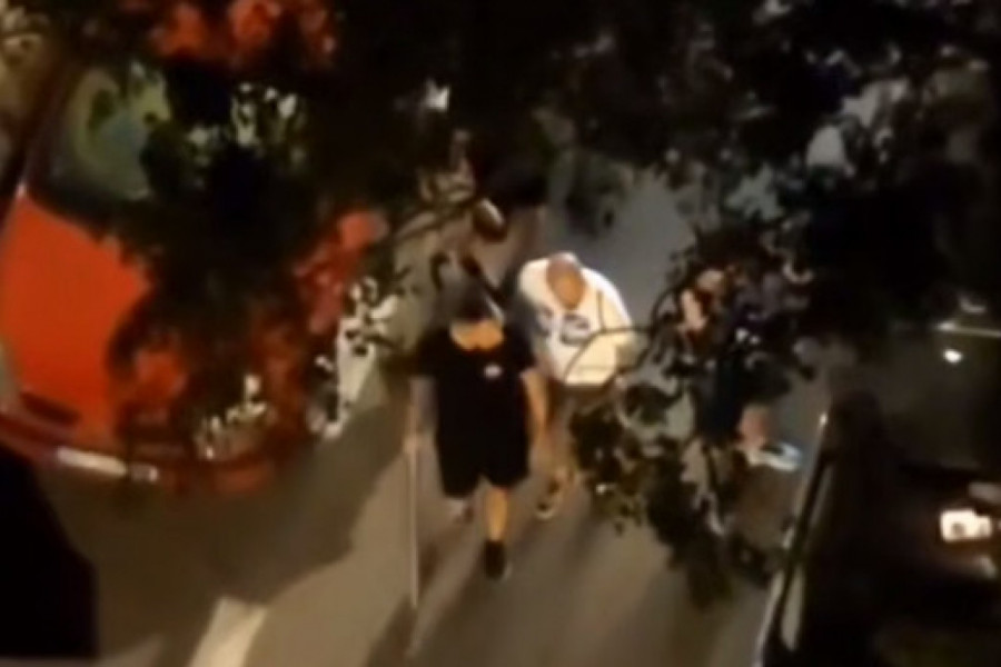 Ekskluzivan snimak otkriva da nisu Poljaci bili goloruki u tuči sa delijama! (VIDEO)