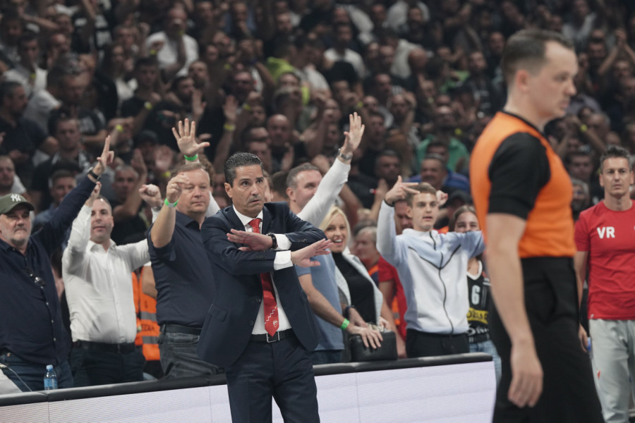 SAZNAJEMO - DVA DOLASKA U ZVEZDU MERIDIANBET OD KOJIH ZAVISI CELA SEZONA: Ovu vest su delije čekale nedeljama!