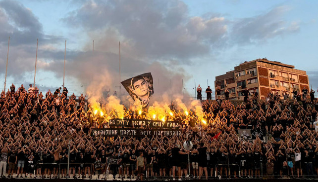 GROBARI ODALI POŠTU ALENU KOSTIĆU: Navijači Partizana ga nisu zaboravili! (FOTO, VIDEO)