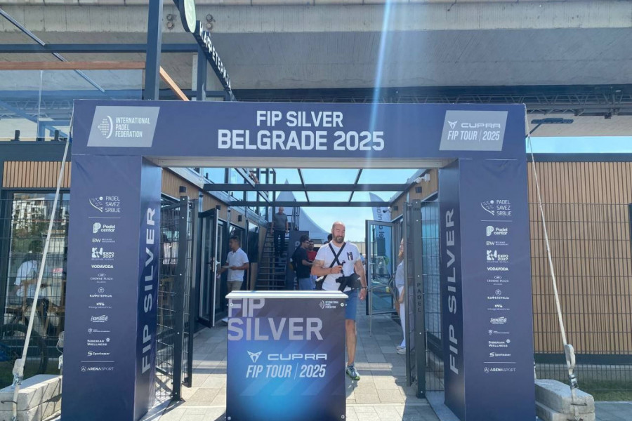 PADEL OSVAJA SRPSKU PRESTONICU: FIP Silver Belgrade 2025 okupio preko 200 igrača iz celog sveta! (FOTO GALERIJA, VIDEO)