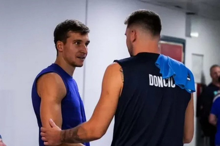 A MOGLI SMO IH GLEDATI U ISTOM TIMU: Da li je ovo NAJSKUPLJA fotografija sa današnjeg treninga "orlova"?
