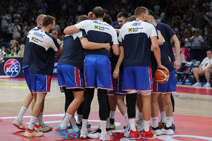 I ON JE TU: Ovakav spektakl se ne propušta - došao je da podrži nekadašnje reprezentativne kolege! (VIDEO)