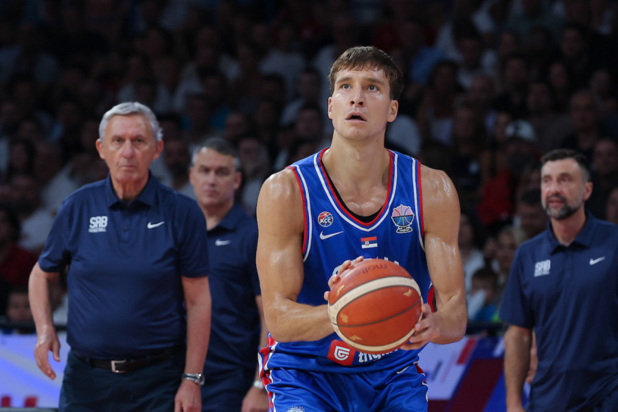 BOGDAN SE HITNO OGLASIO ZBOG DRESA PARTIZANA: Evo šta kaže kapiten Srbije, da li je bacio dres crno-belih