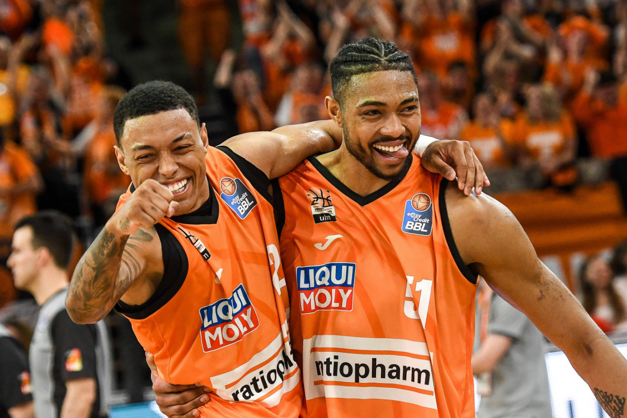 MVP JAGO DONEO TITULU BRAZILU: Bivši igrači Zvezde i Partizana u idealnoj petorci! MVP JAGO DONEO TITULU BRAZILU: Bivši igrači Zvezde i Partizana u idealnoj petorci!