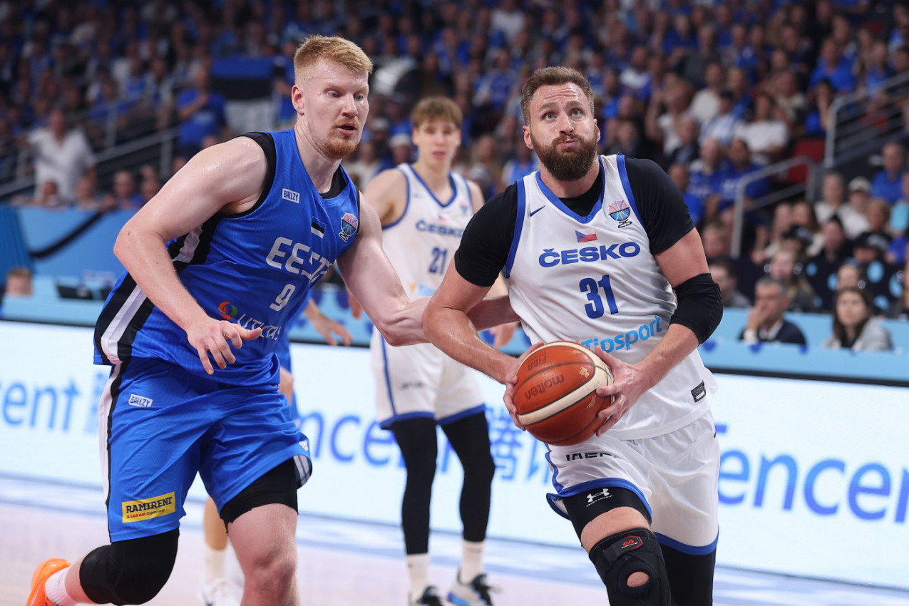 ESTONIJA RAZBILA ČEŠKU: "Azuri" pregazili Džikićevu Gruziju!