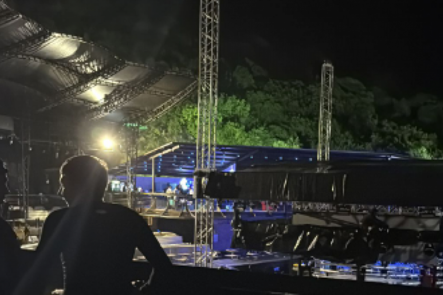 INCIDENT NA BKFC: Nadstrešnica pala na čoveka u Budvi, odsekle mu se noge!