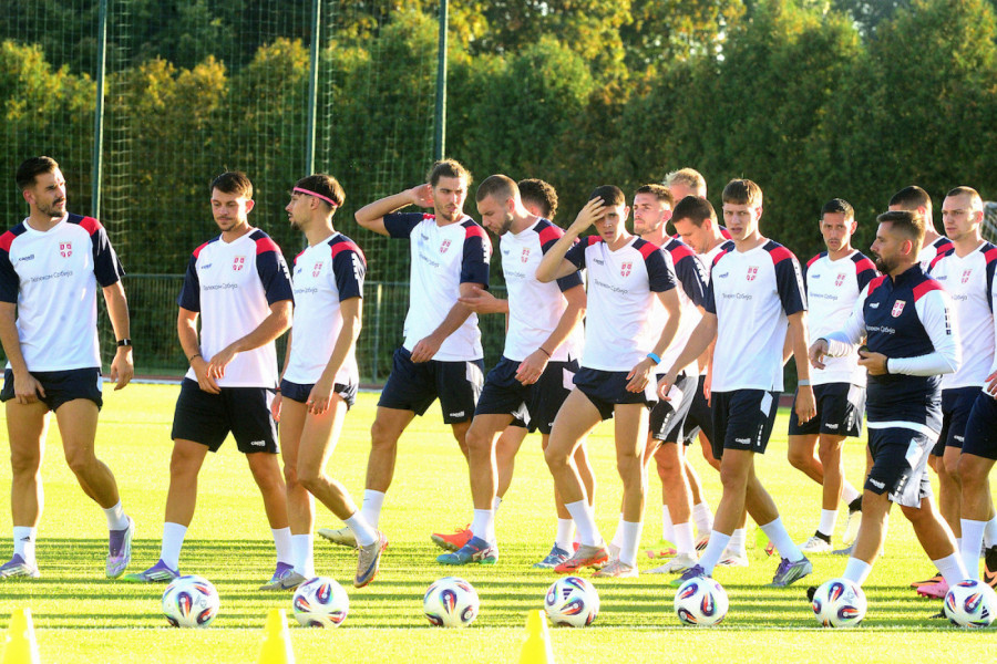 FSS OBJAVIO KONAČAN SPISAK: Evo na koga selektor Piksi računa u pohodu na Albaniju!