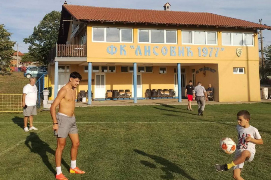 FUDBALER BAJERNA IZ MINHENA U LISOVIĆU: Pauzu u prvenstvu iskoristio je za posetu Srbiji!