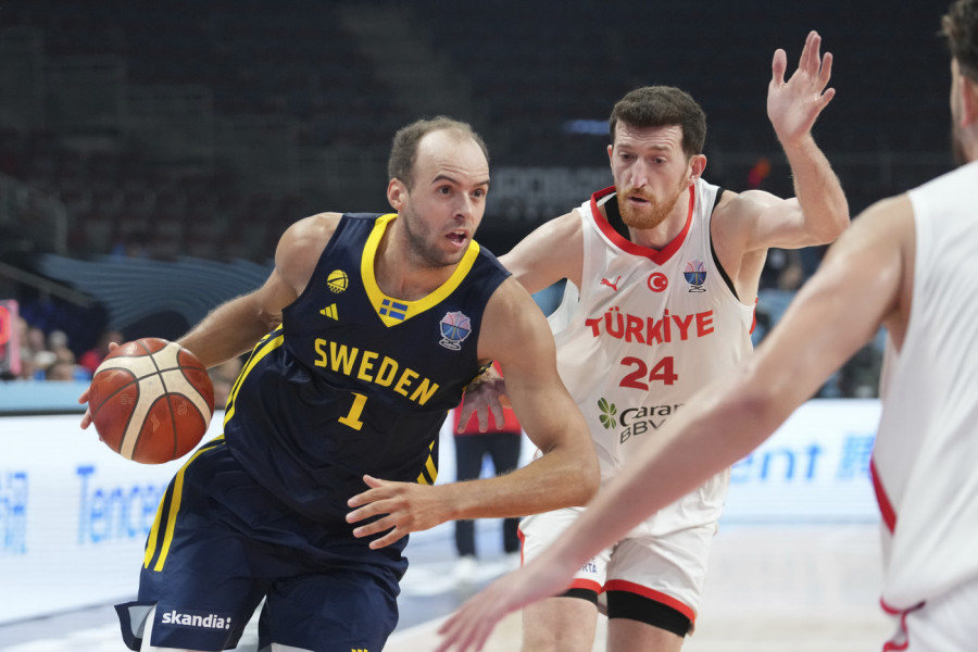 POČELA NOKAUT FAZA EVROBASKETA: Švedska iznenađujuće vodi protiv Turske!