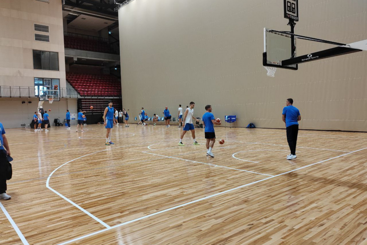 TRENING "ORLOVA" PRED FINSKU - SVI GLEDAJU SAMO U JEDNOG ČOVEKA: Mnoge je zabrinuo, a evo šta sada radi (VIDEO) TRENING "ORLOVA" PRED FINSKU - SVI GLEDAJU SAMO U JEDNOG ČOVEKA: Mnoge je zabrinuo, a evo šta sada radi (VIDEO)