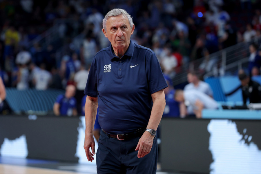 MEČ JE IZGUBIO PEŠIĆ, KAD JE VRATIO PETRUŠEVA: Navijači BESNI KAO PSI nakon poraza Srbije od FINSKE!