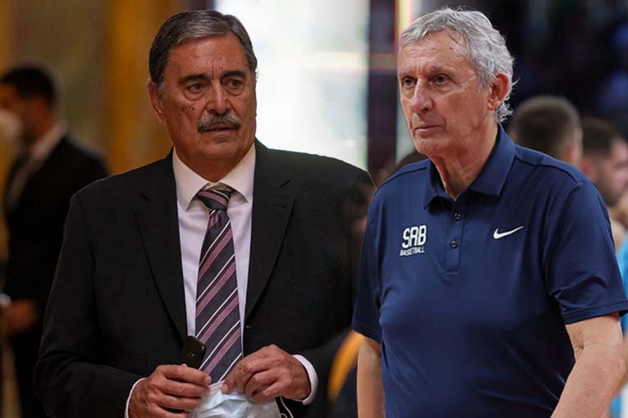 "ZAŠTO NISMO BILI SPREMNI?": Vlade Đurović ZAGRMEO na Karija Pešića nakon BRUKE na Evrobasketu!