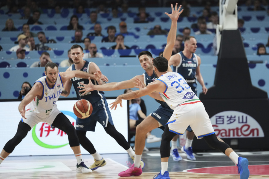 NASTAVLJA SE TAKMIČENJE NA EVROBASKETU: Četvrtfinala obezbedili Slovenci, Gruzini i Poljaci!