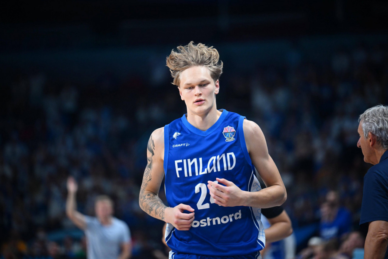 "POBEDA NAD SRBIJOM JE NAJVEĆA U ISTORIJI!" Trener FINSKE otkrio šta ga je Mika pitao posle trijumfa! "POBEDA NAD SRBIJOM JE NAJVEĆA U ISTORIJI!" Trener FINSKE otkrio šta ga je Mika pitao posle trijumfa!