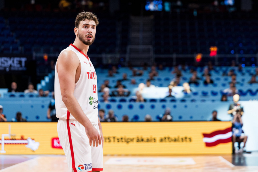 "BEJBI JOKIĆ" ISPISAO ISTORIJU EVROBASKETA: Šengun tripl-dablom odveo Tursku u polufinale!