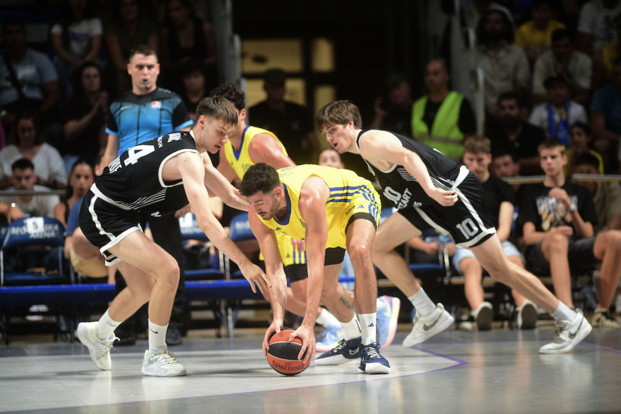 PARTIZANOVA DECA UMALO SRUŠILA MAKABI! Nikad mlađa petorka oduševila u Pioniru!