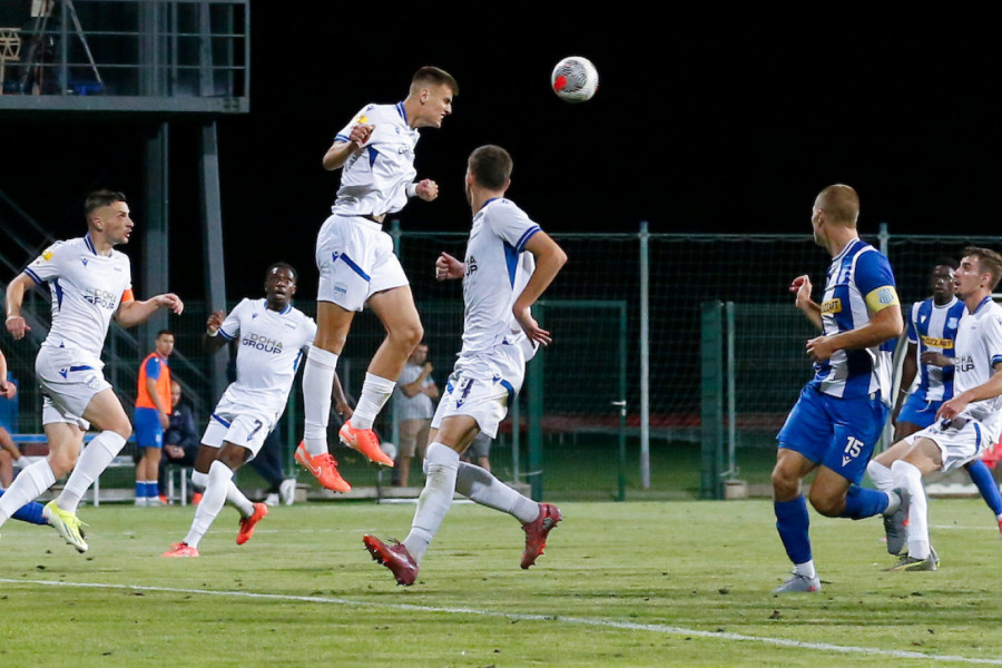 OFK PORAŽEN U PAZOVI! Pazarci nastavili pobednički niz!