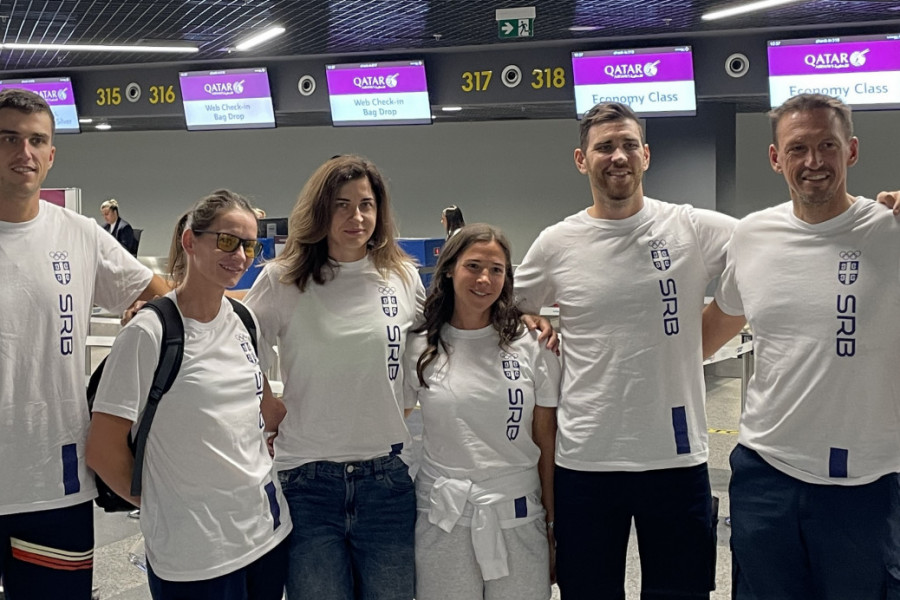REPREZENTATIVCI SRBIJE OTPUTOVALI NA SVETSKO PRVENSTVO U VESLANJU U ŠANGAJU!